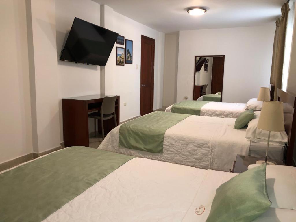Colon Plaza Hotel Tumaco Exterior photo